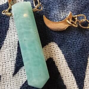 Women's Gold and Aventurine Necklace